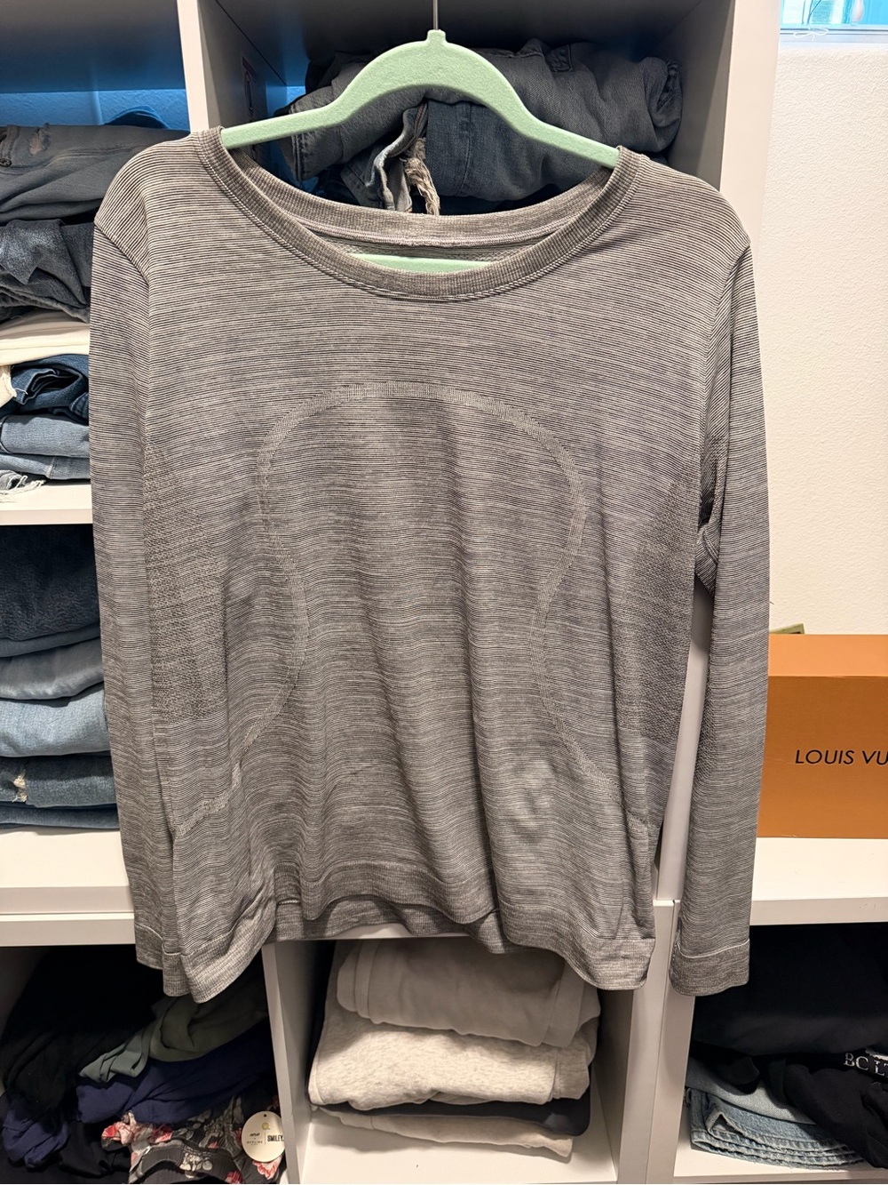 lululemon athletica Women's Long Sleeve Crew - Heather Gray